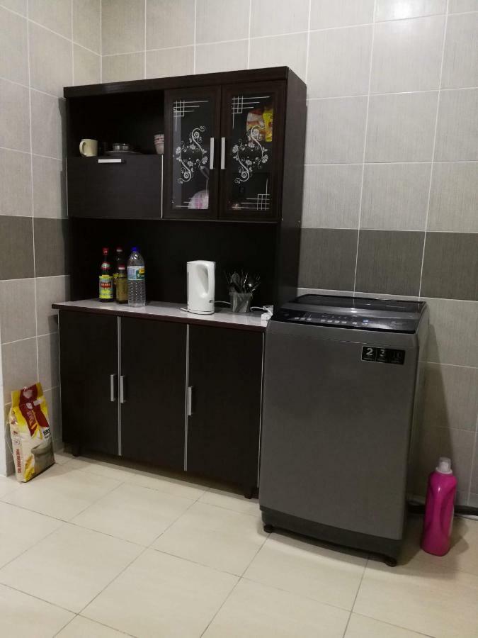 Address No 915, Lorong Uni Central 13, Taman Uni Central, Kuching Samarahan Expressway Exterior photo
