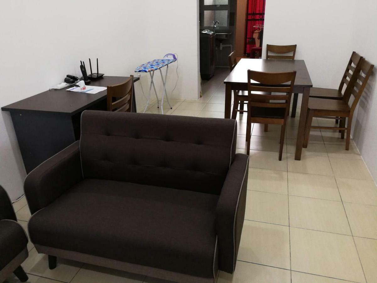 Address No 915, Lorong Uni Central 13, Taman Uni Central, Kuching Samarahan Expressway Exterior photo